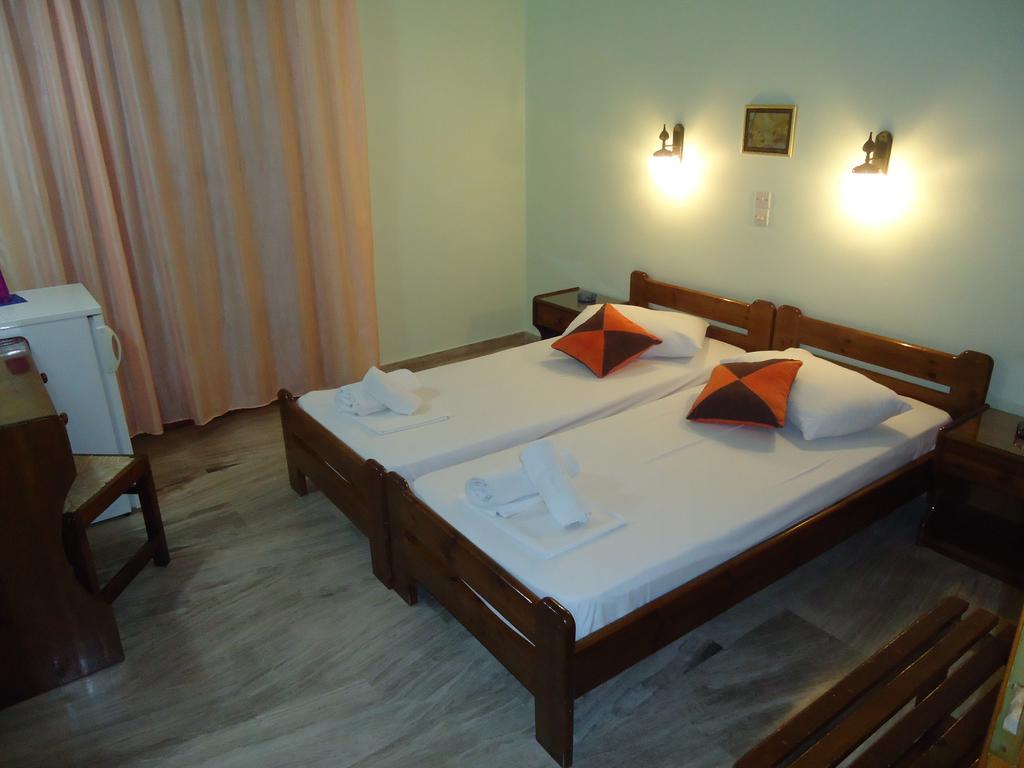 Sweetmemory Hotel Agia Marina  Exterior photo